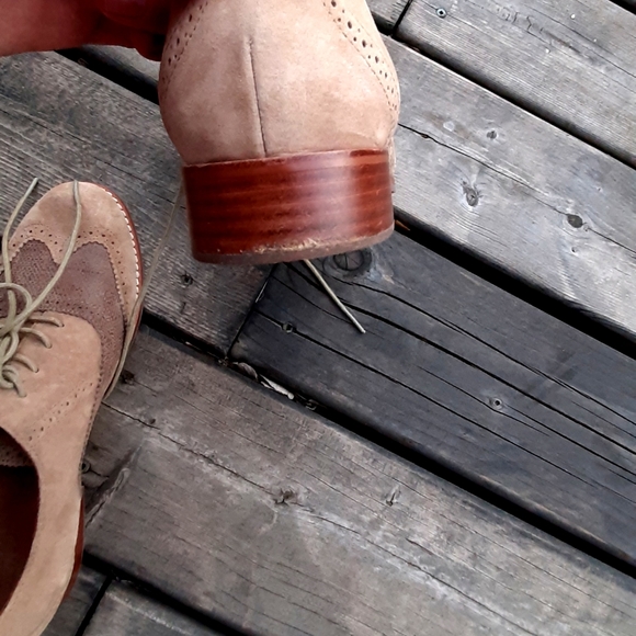 Sebago Lace-Up Dress Shoe - Picture 8 of 8